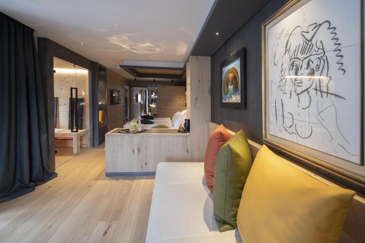Locanda Degli Artisti Art Hotel กานาเซย์ ภายนอก รูปภาพ